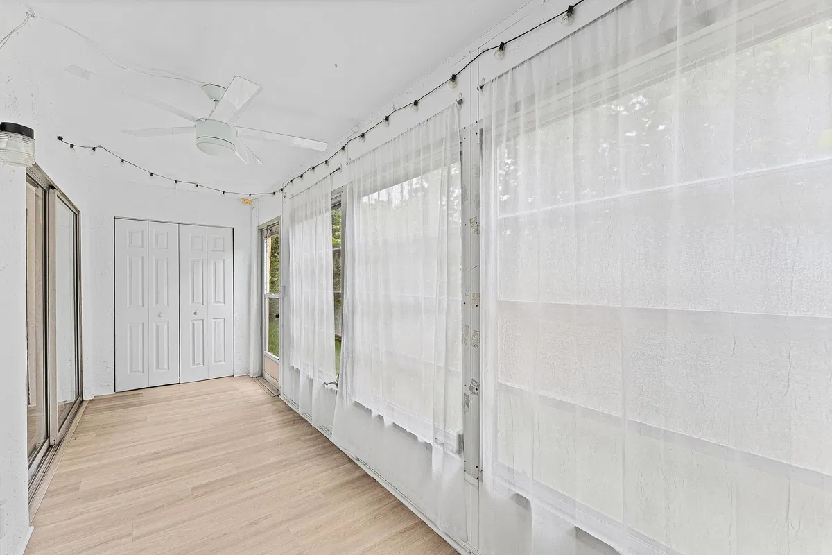 Unit 108 photo 16