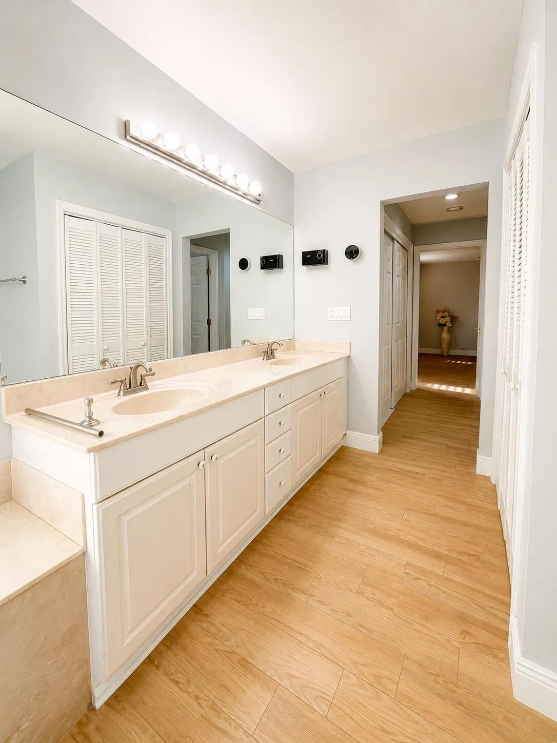 Residence photo 13