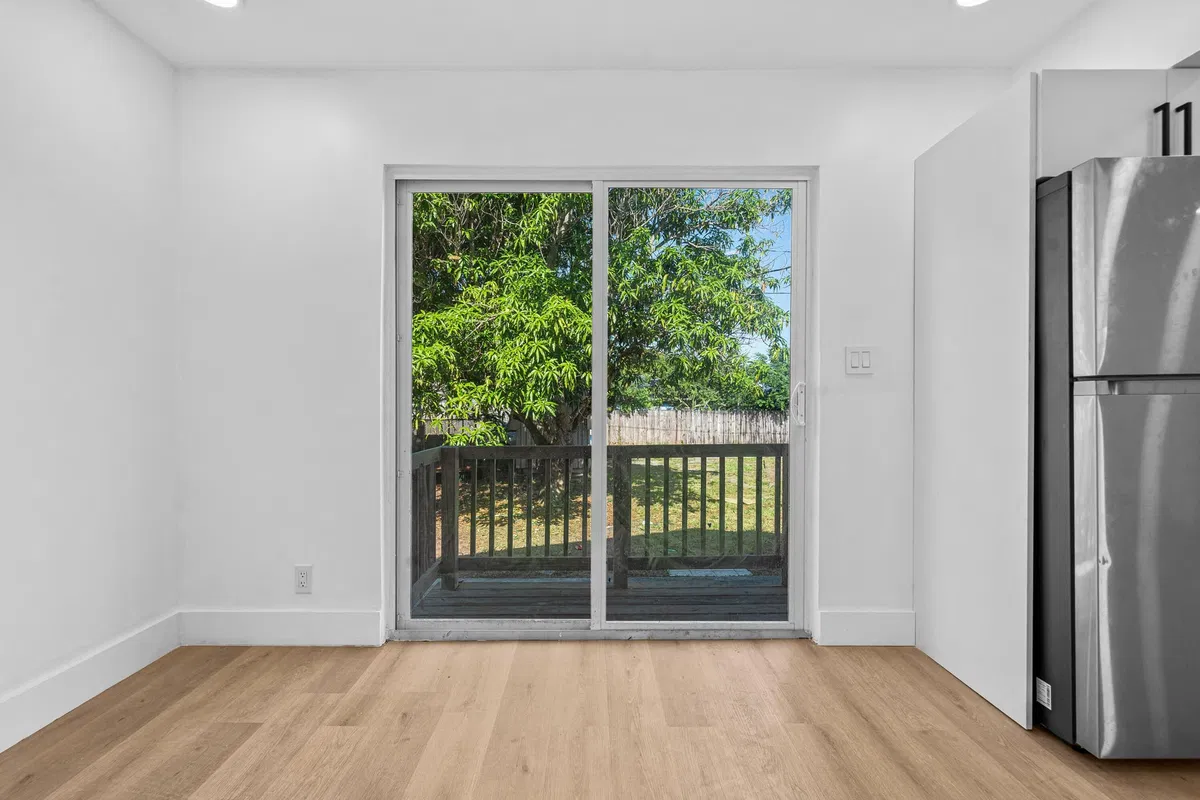  Residence photo 16