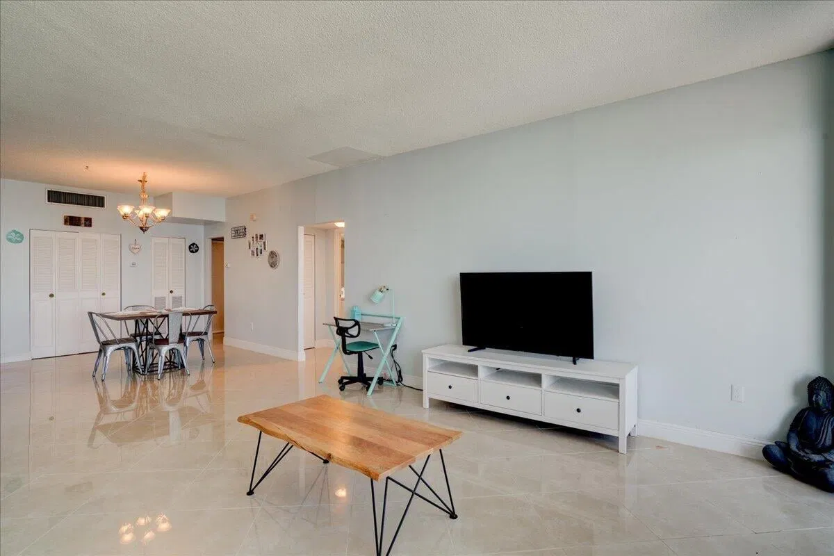 The Patrician of Palm Beach Unit 806 photo 13