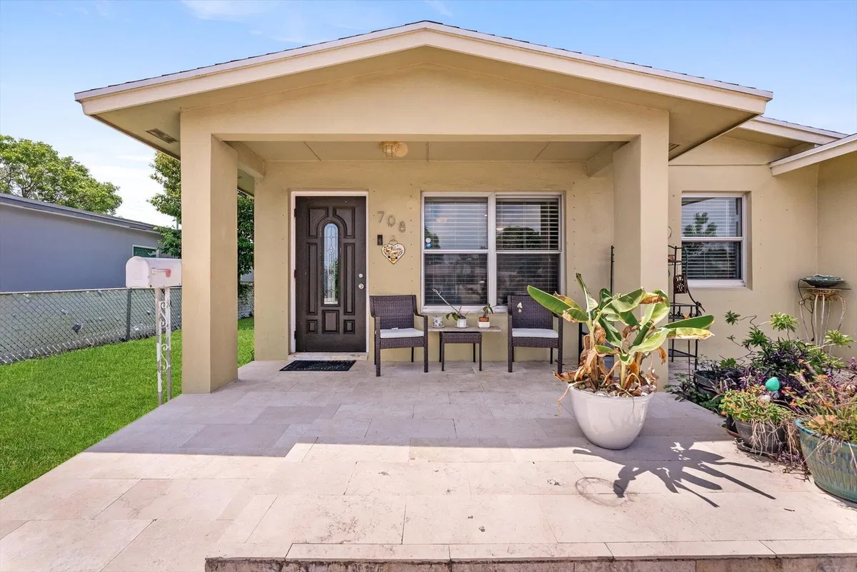 West Palm Beach Residence photo 4