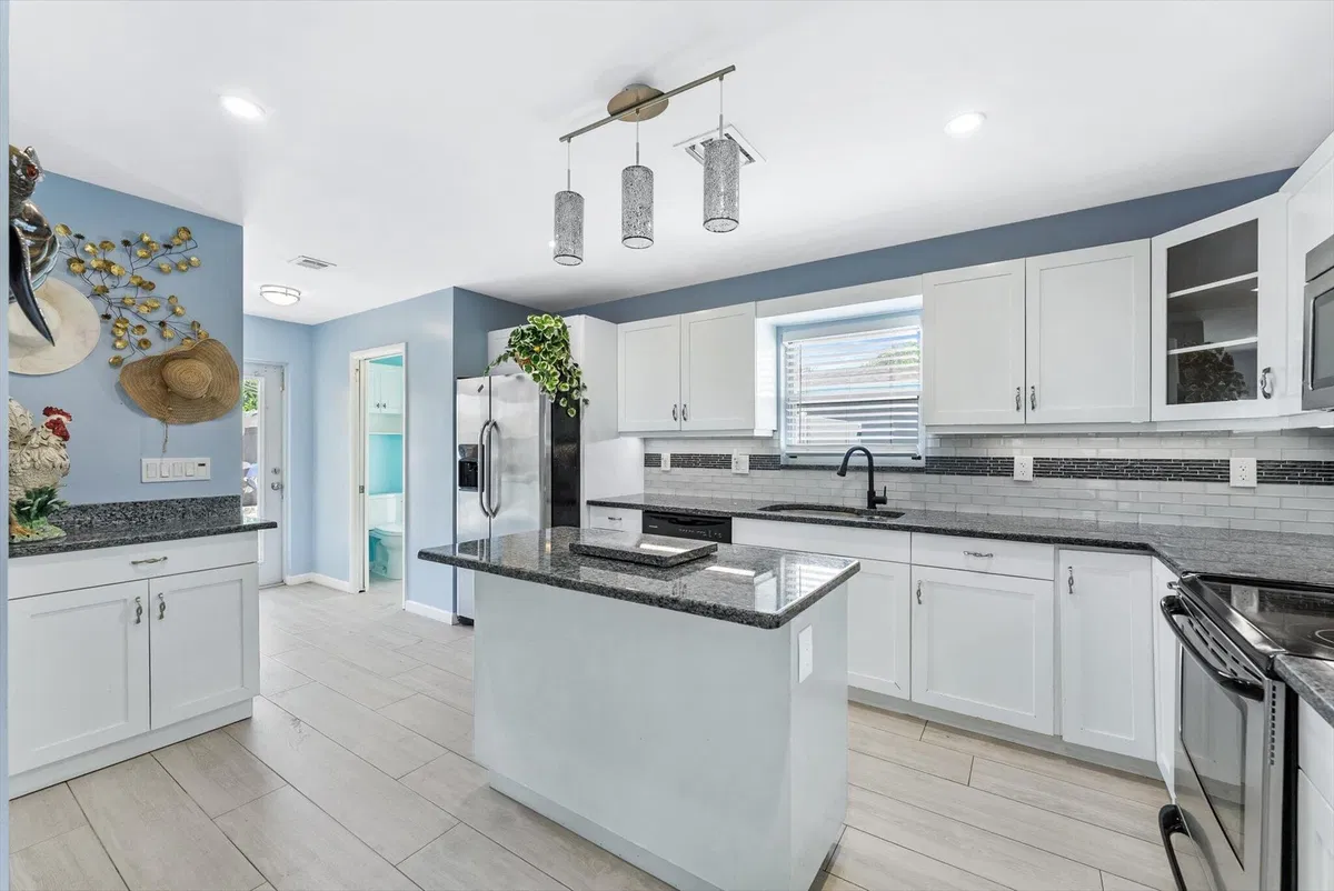 West Palm Beach Residence photo 10