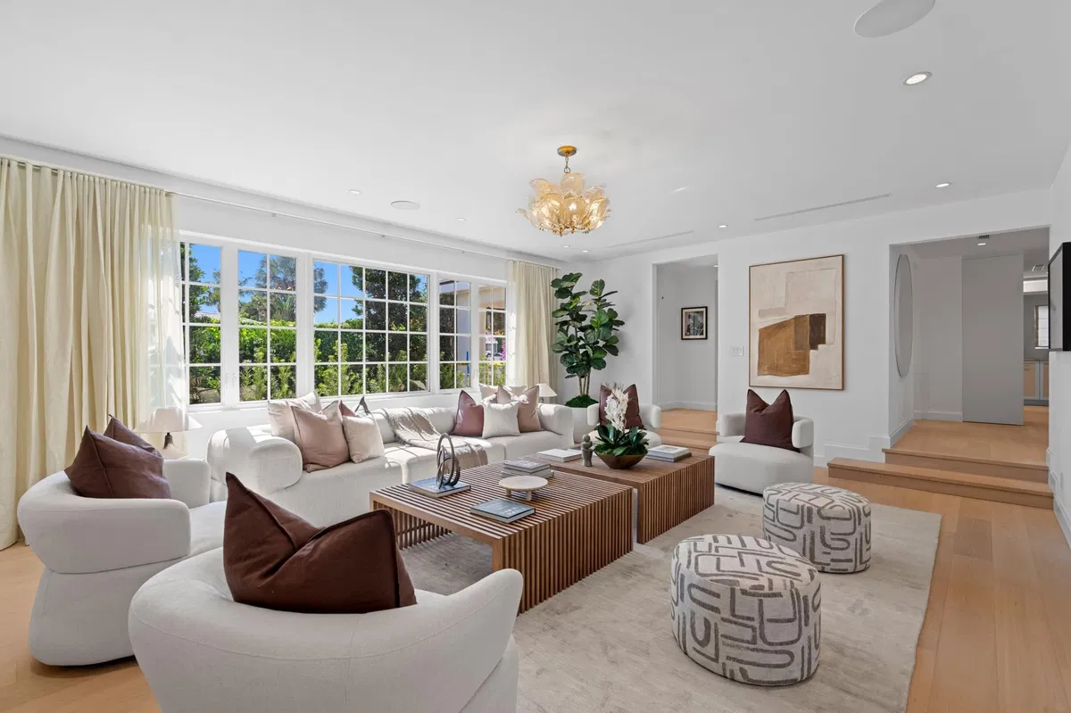 North End Palm Beach Residence photo 7