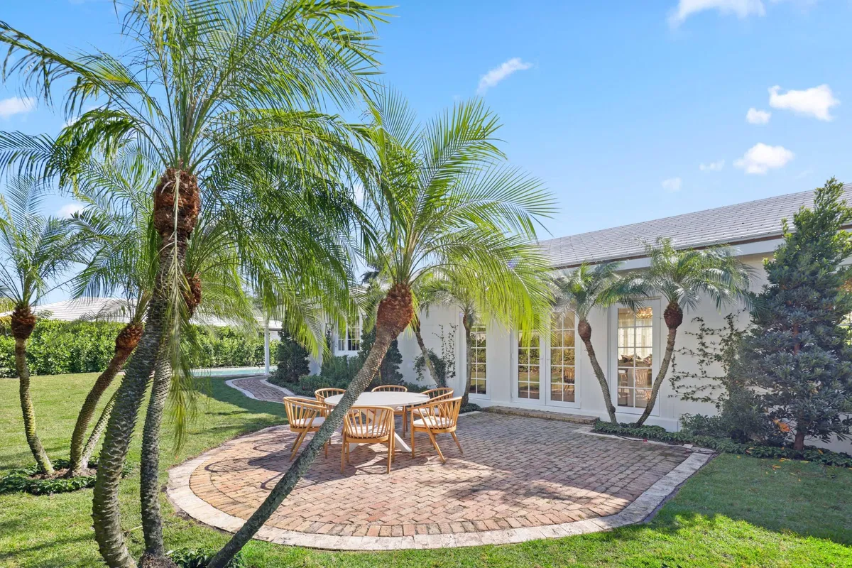 North End Palm Beach Residence photo 46