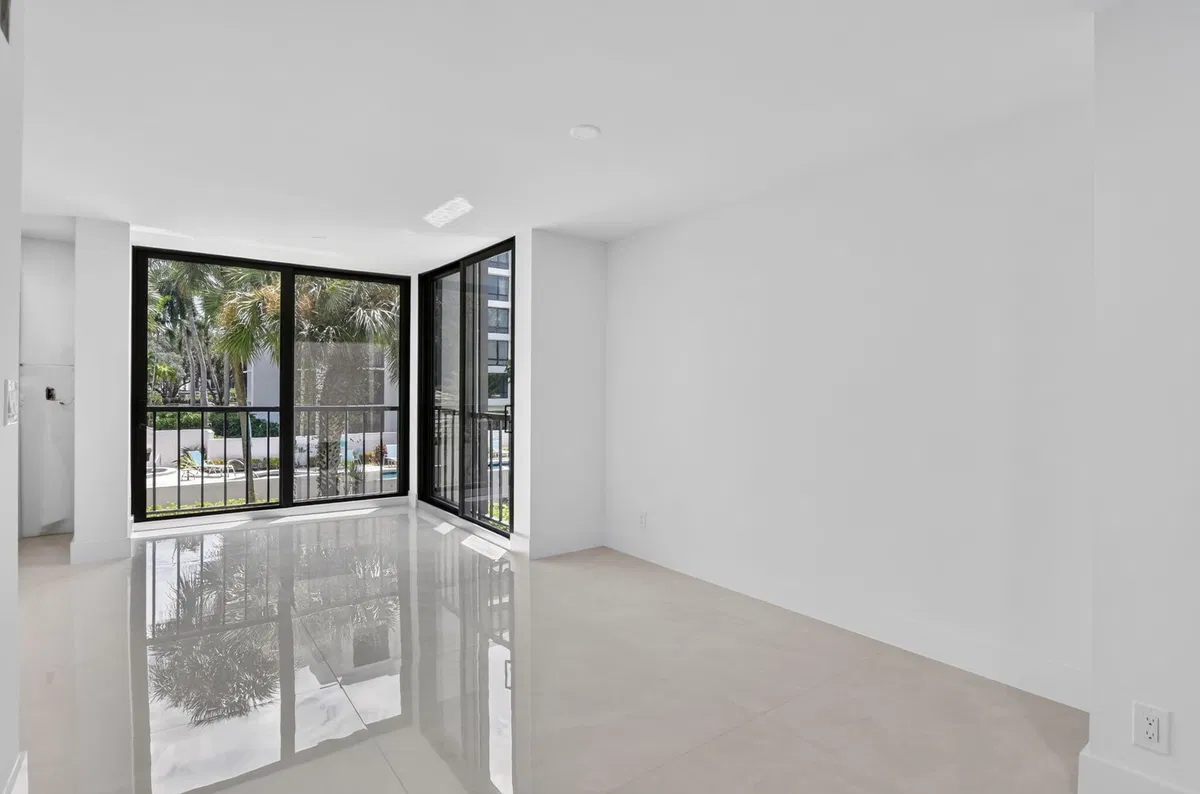 Boca West Country Club Unit 1021 photo 10