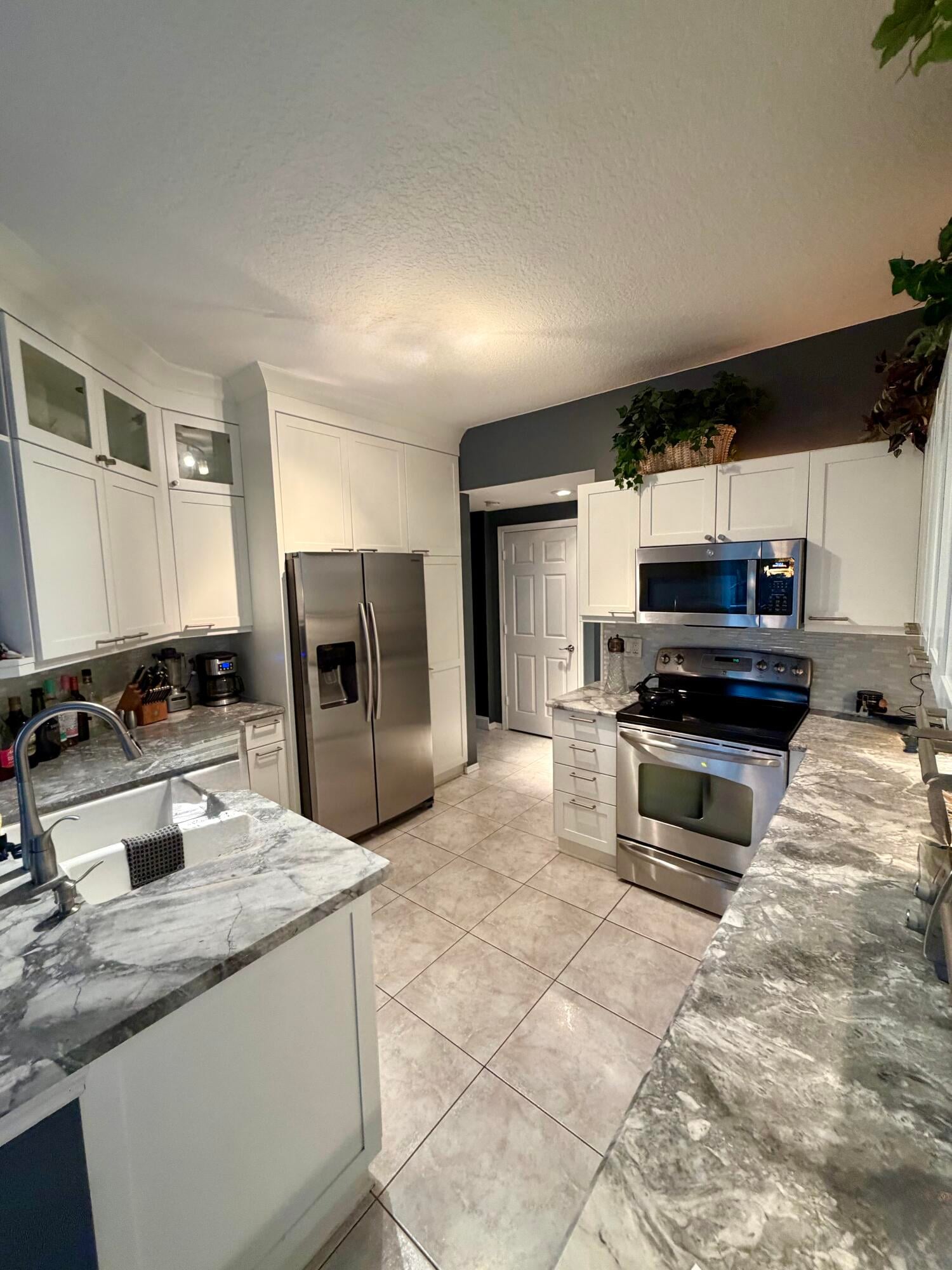  Residence photo 16