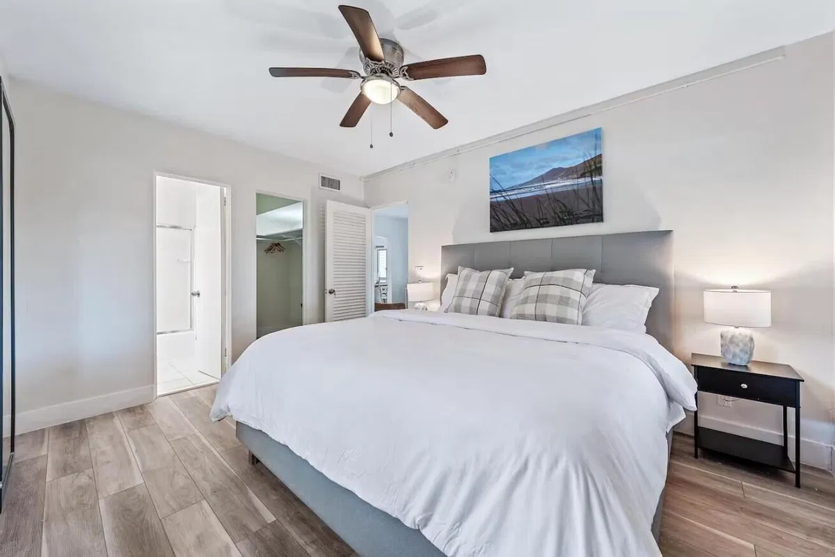 Singer Island Unit 1 photo 4