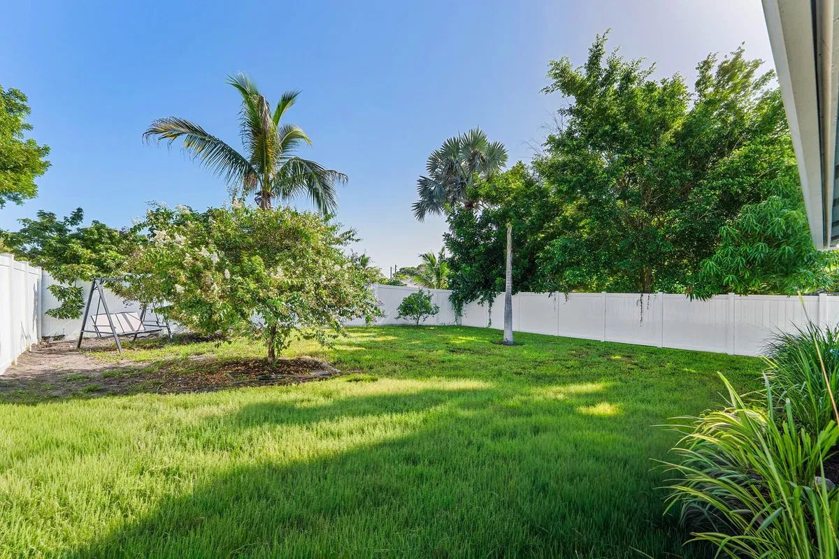 Residence photo 25