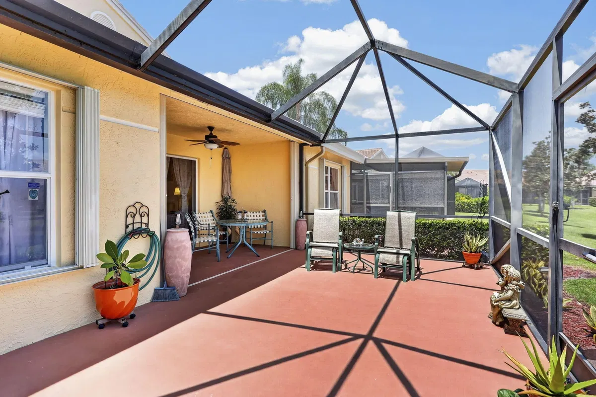 Residence photo 28