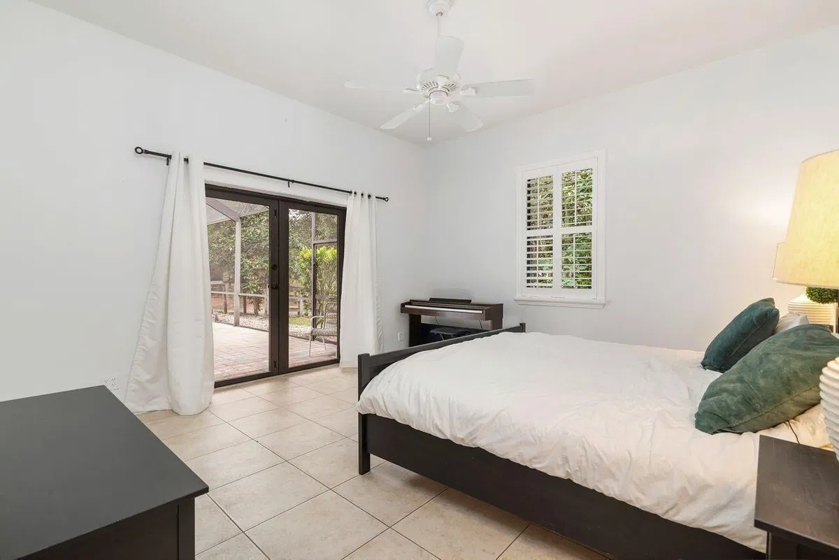 Residence photo 31
