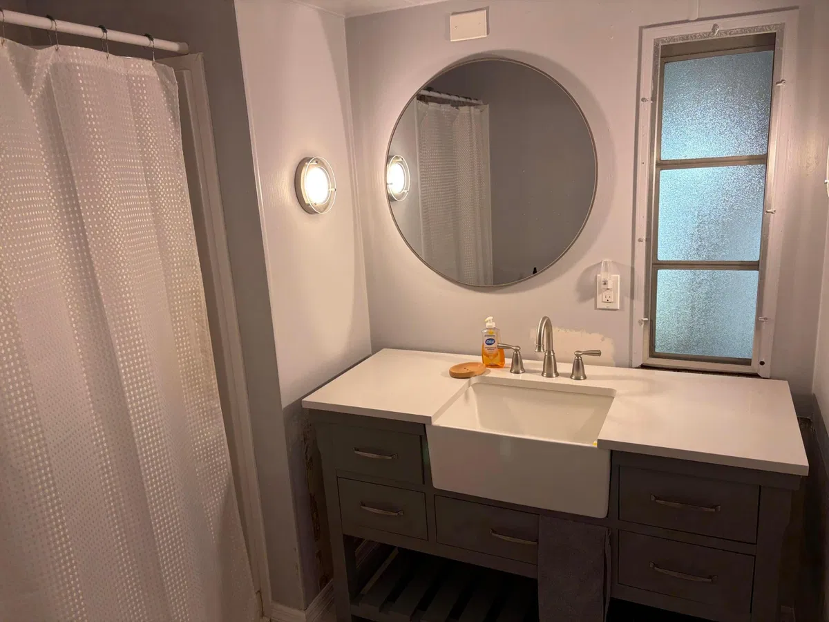 Unit 19 photo 10