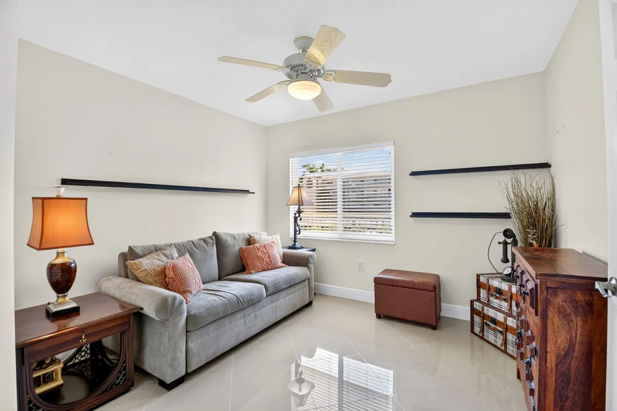 Unit 205 photo 19