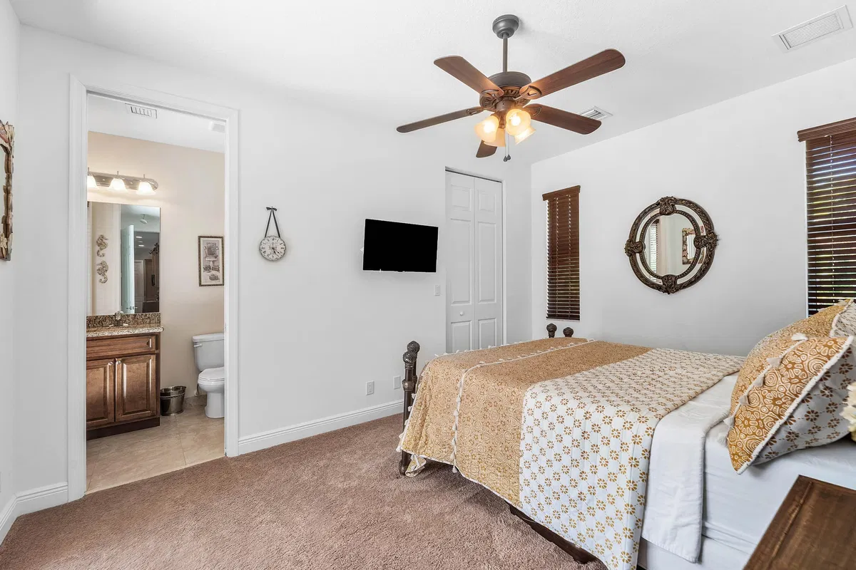  Residence photo 19