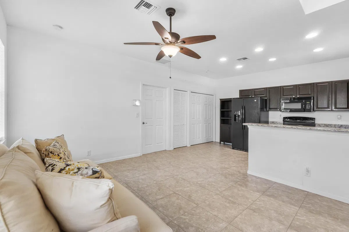  Residence photo 31