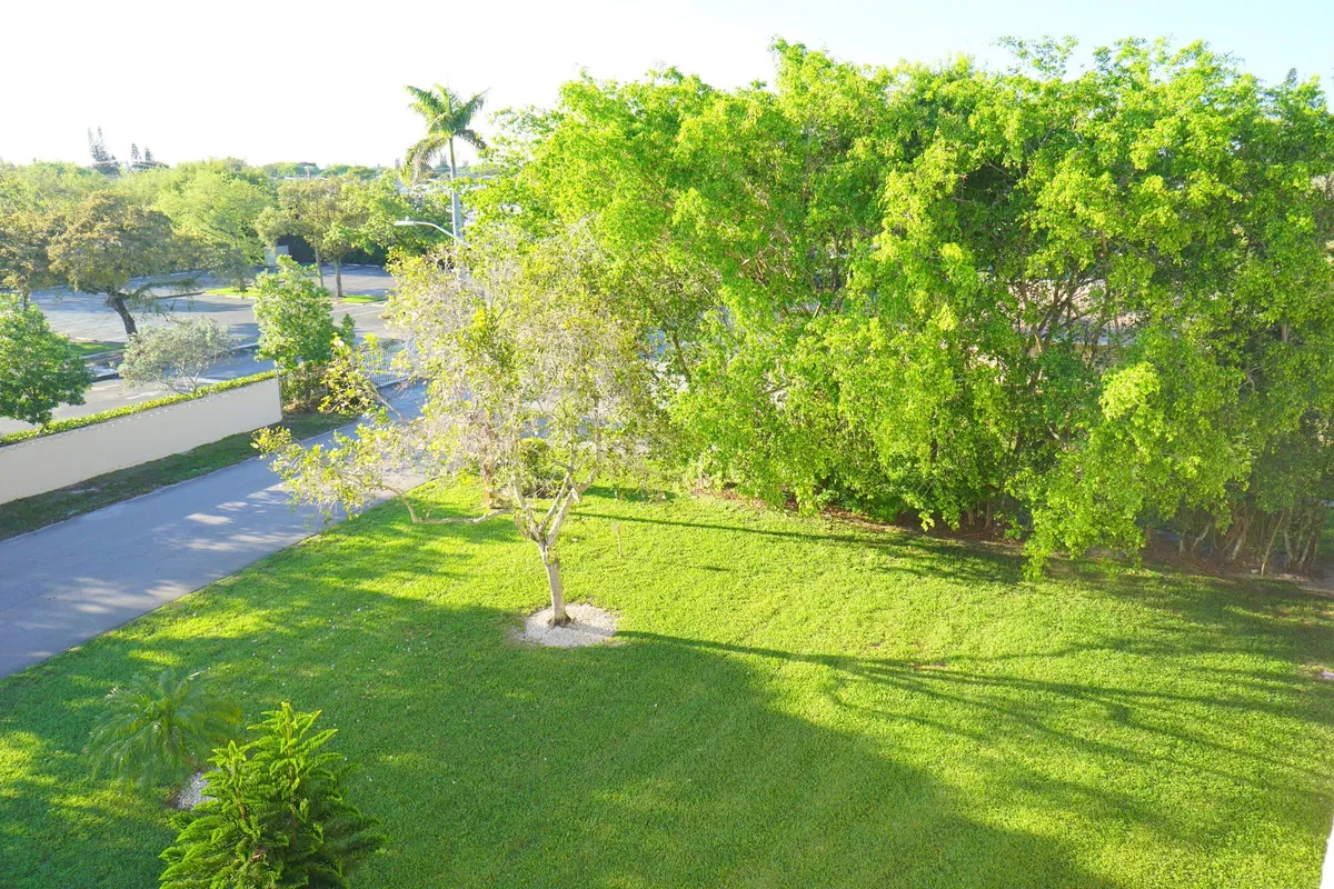  Residence photo 28