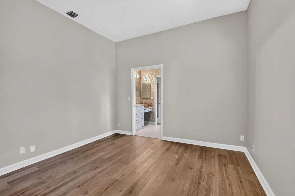 Residence photo 55
