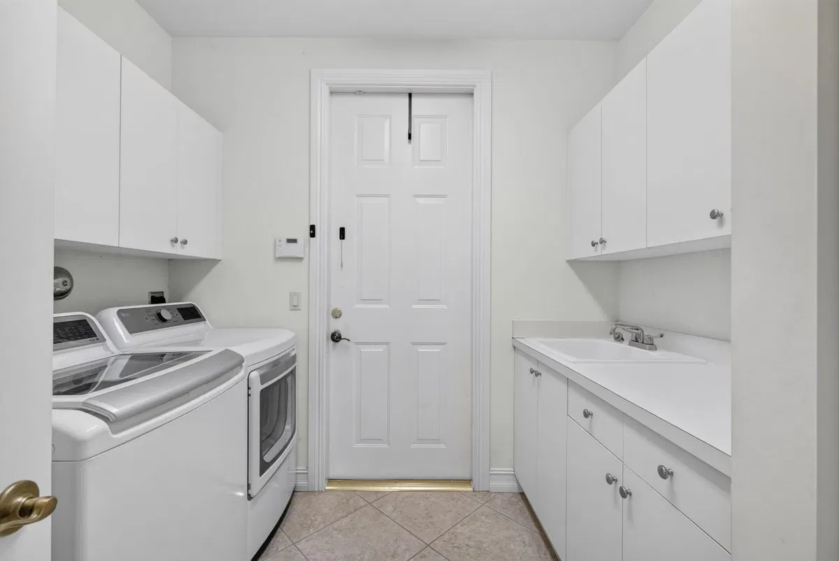 Residence photo 40