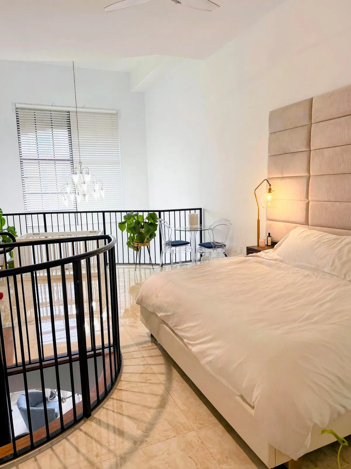 One City Plaza Unit 403 photo 4