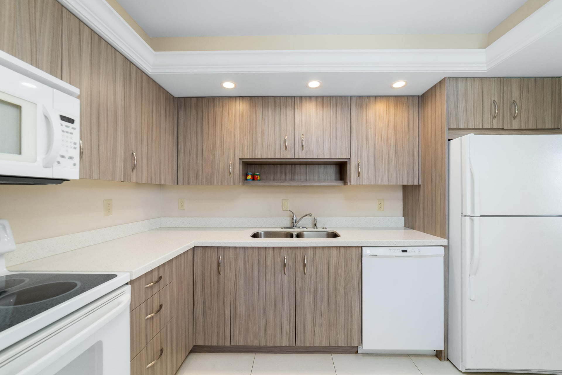 Singer Island Unit 407 photo 7
