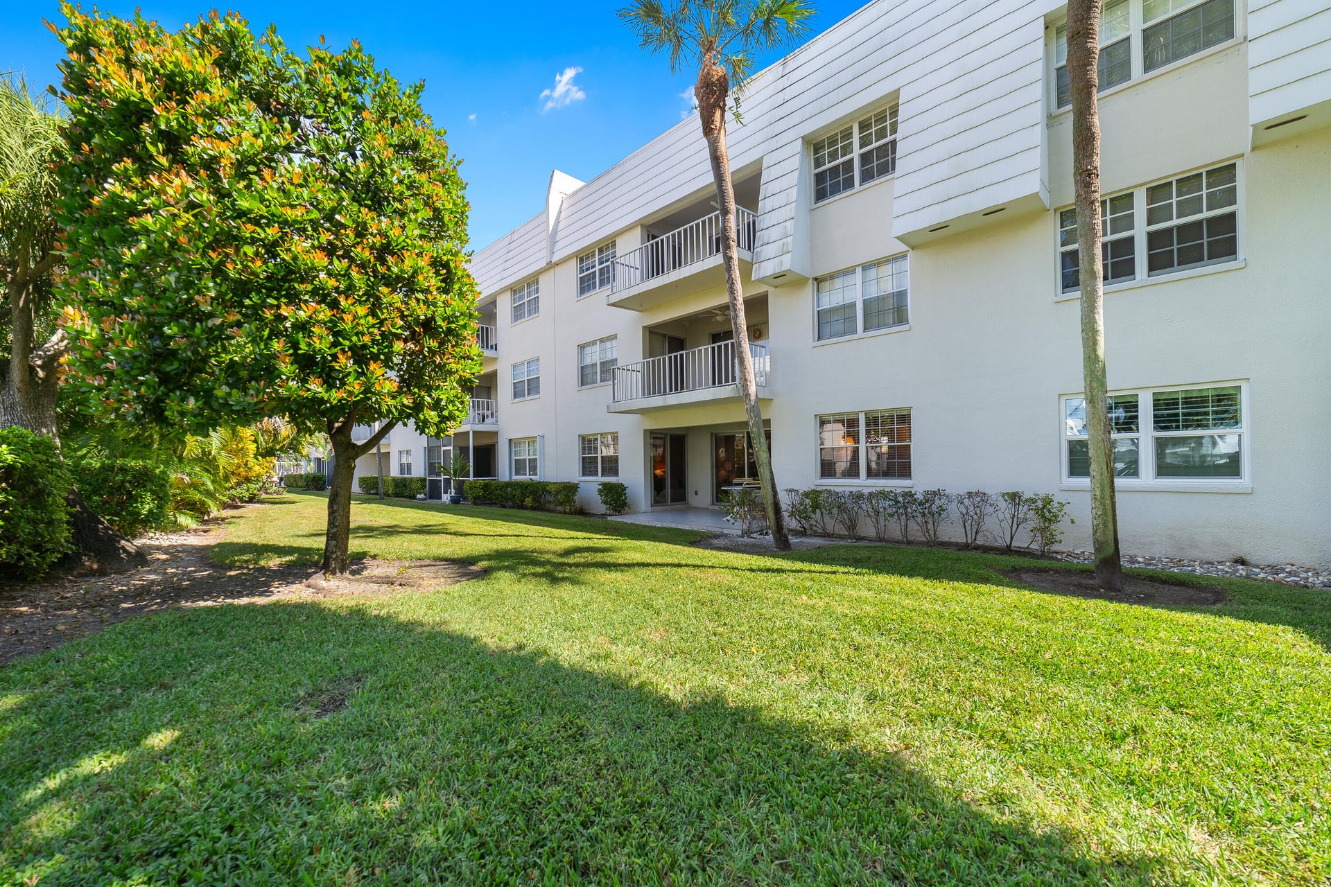 Singer Island Unit 407 photo 16