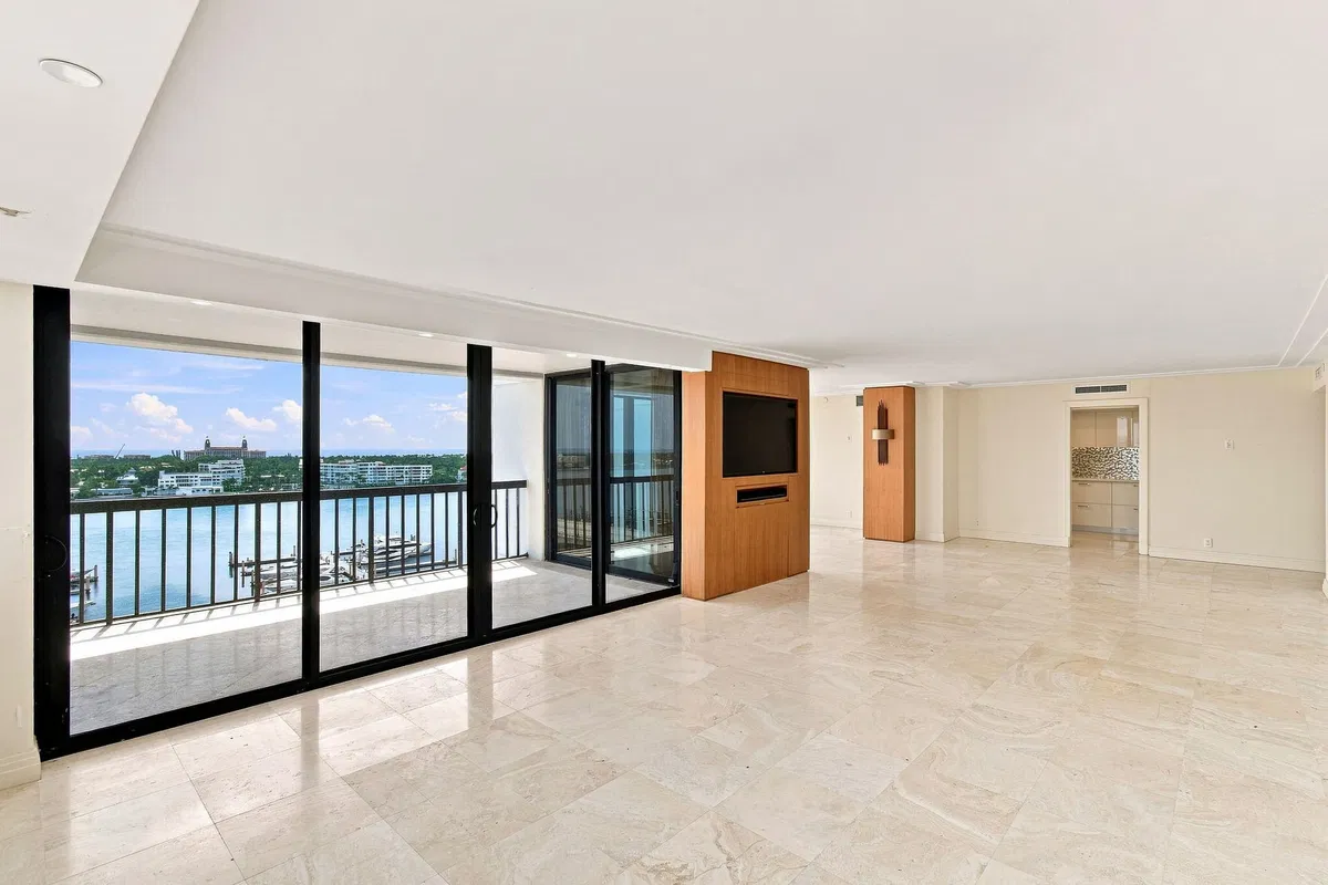 Waterview Towers Unit 1701 photo 4