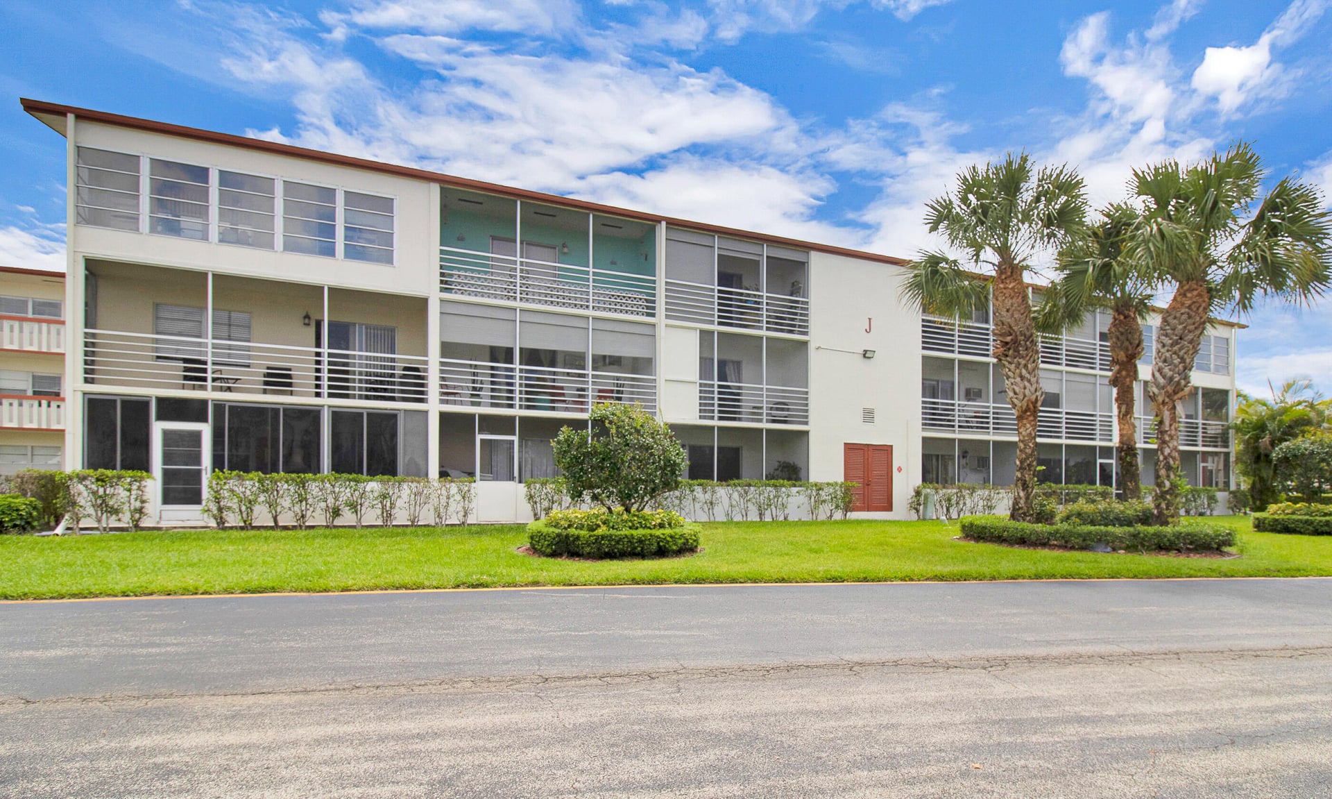 Residence photo 19