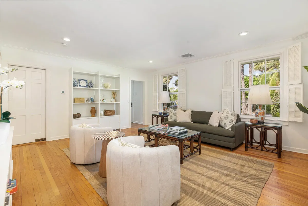 North End Palm Beach Residence photo 4
