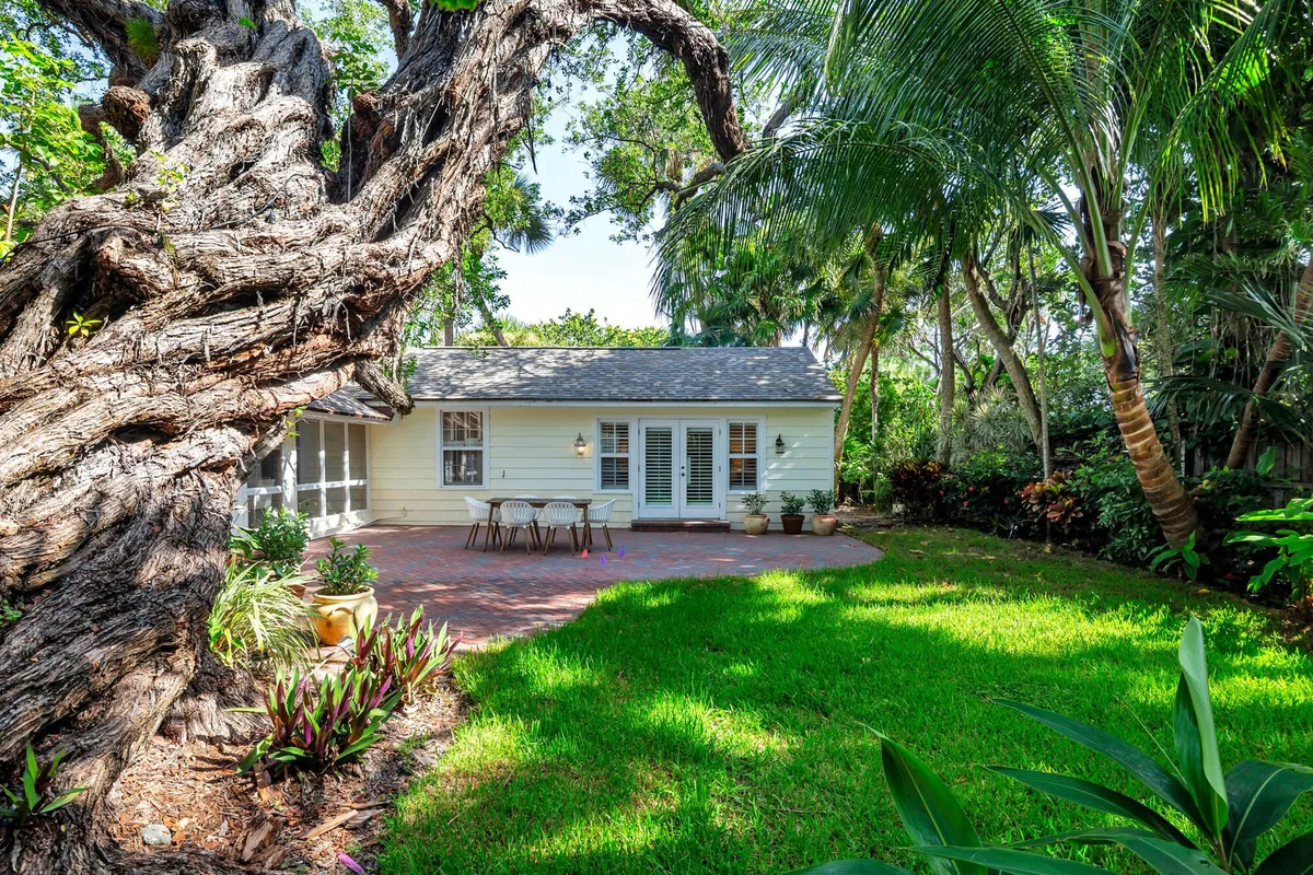 North End Palm Beach Residence photo 28