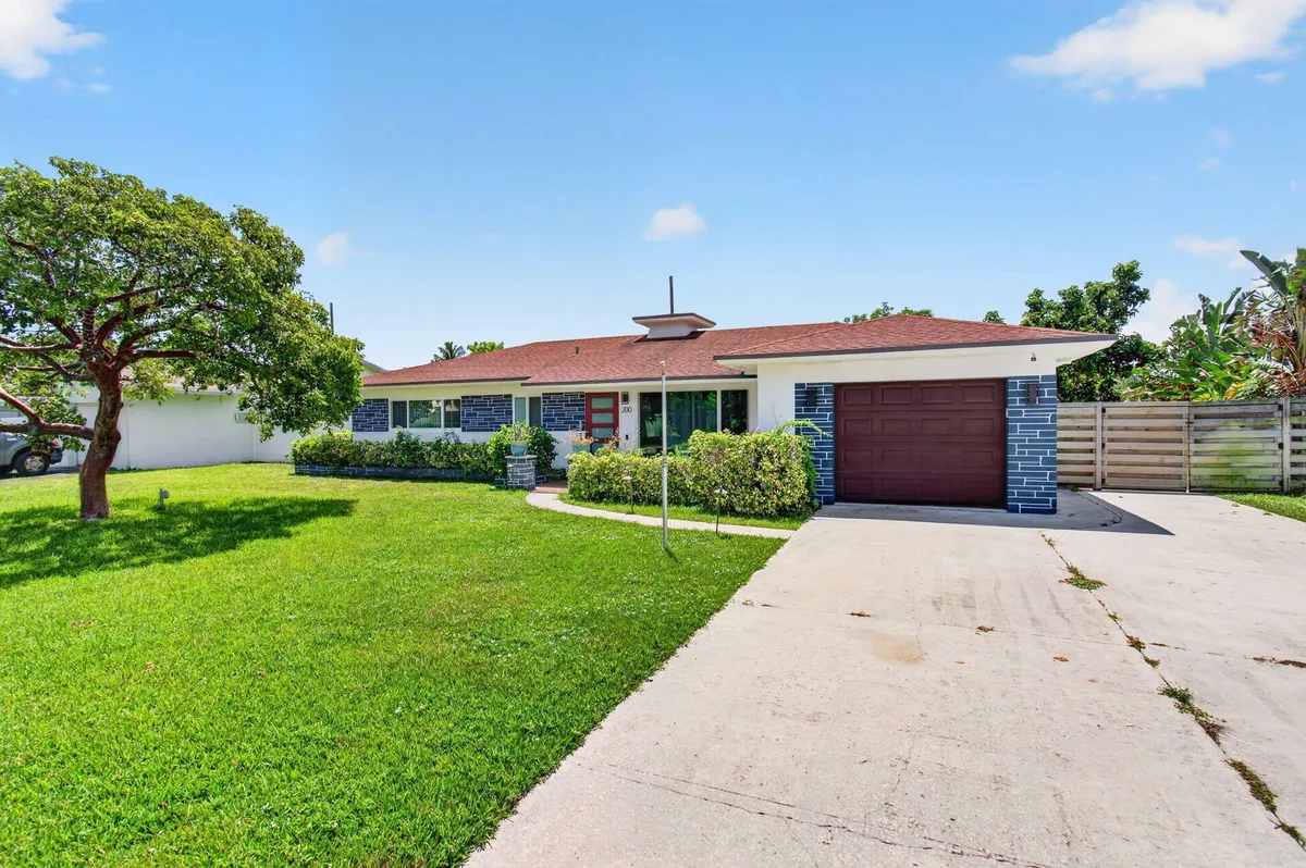 Residence photo 4