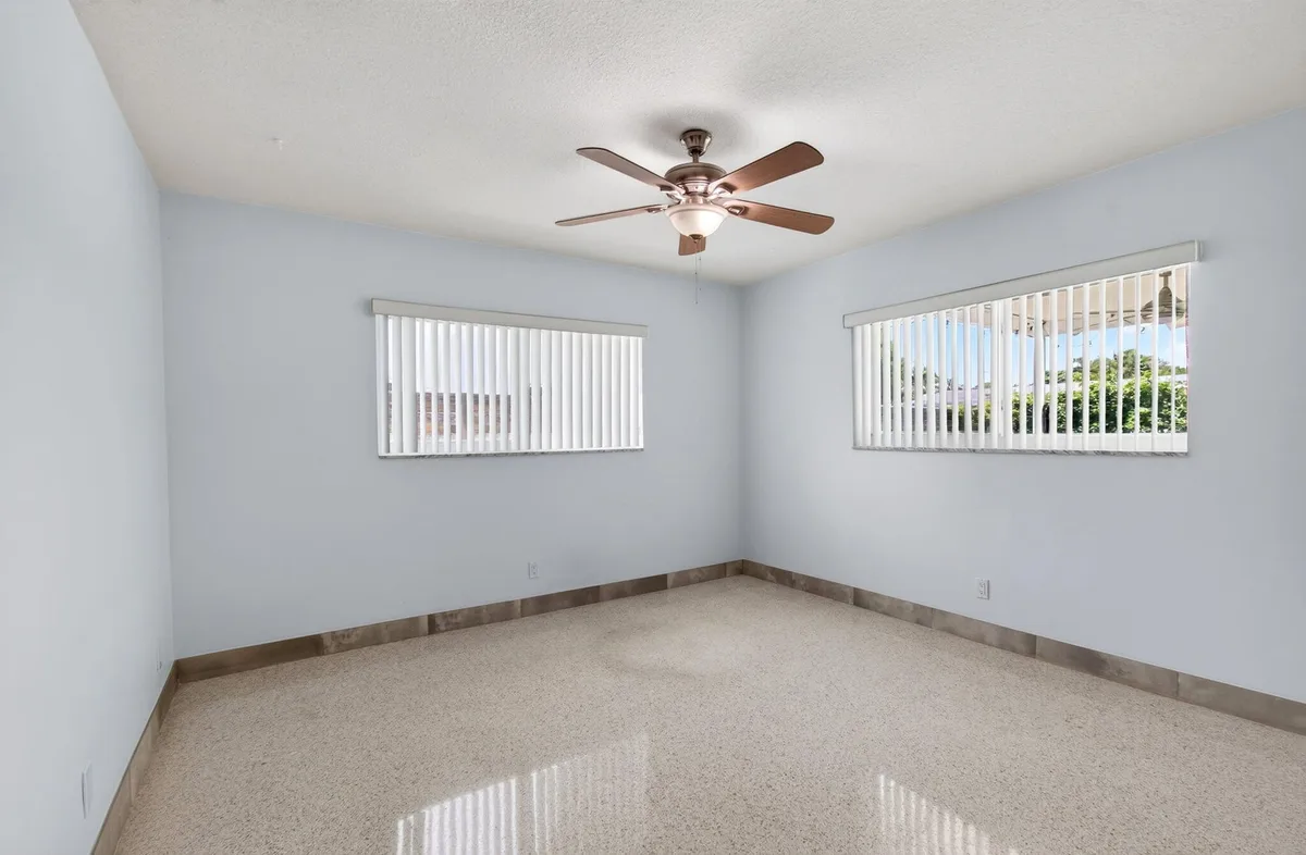 Residence photo 31