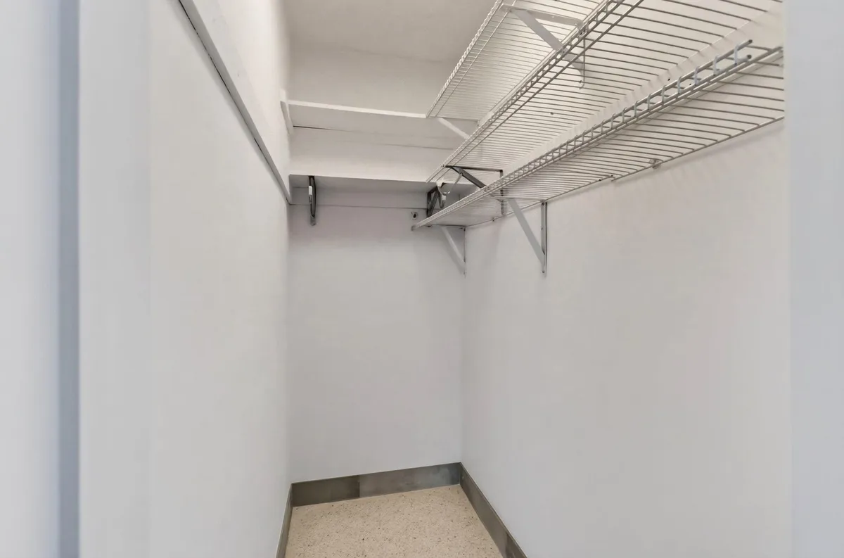 Residence photo 37