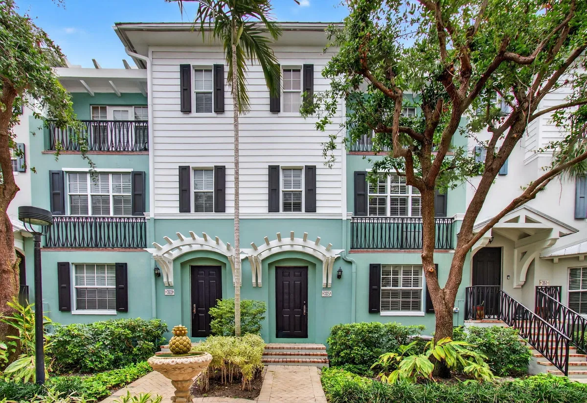 Mallory Square Delray Beach Residence