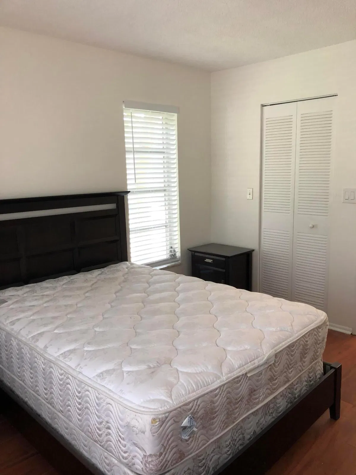Unit 2140 photo 13