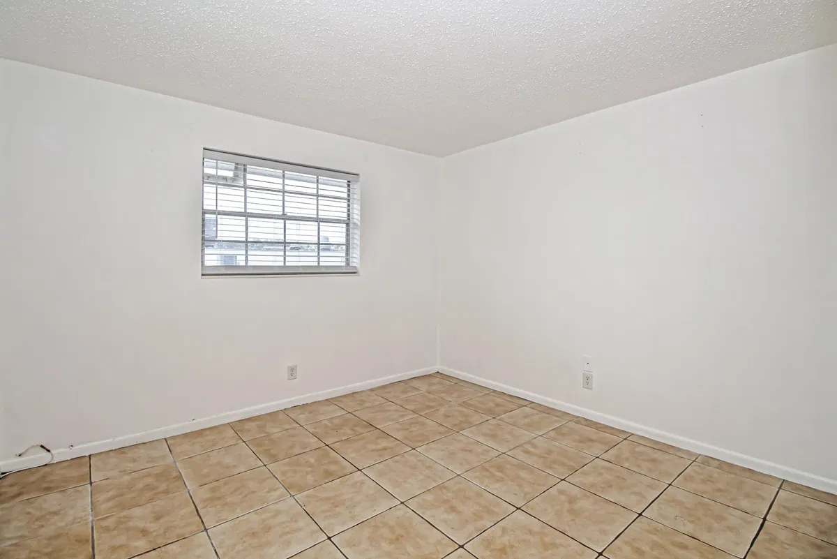 Residence photo 4