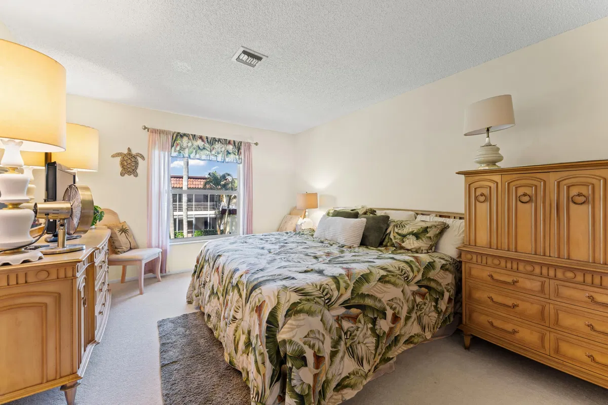 Jupiter Harbour Unit 803 photo 22