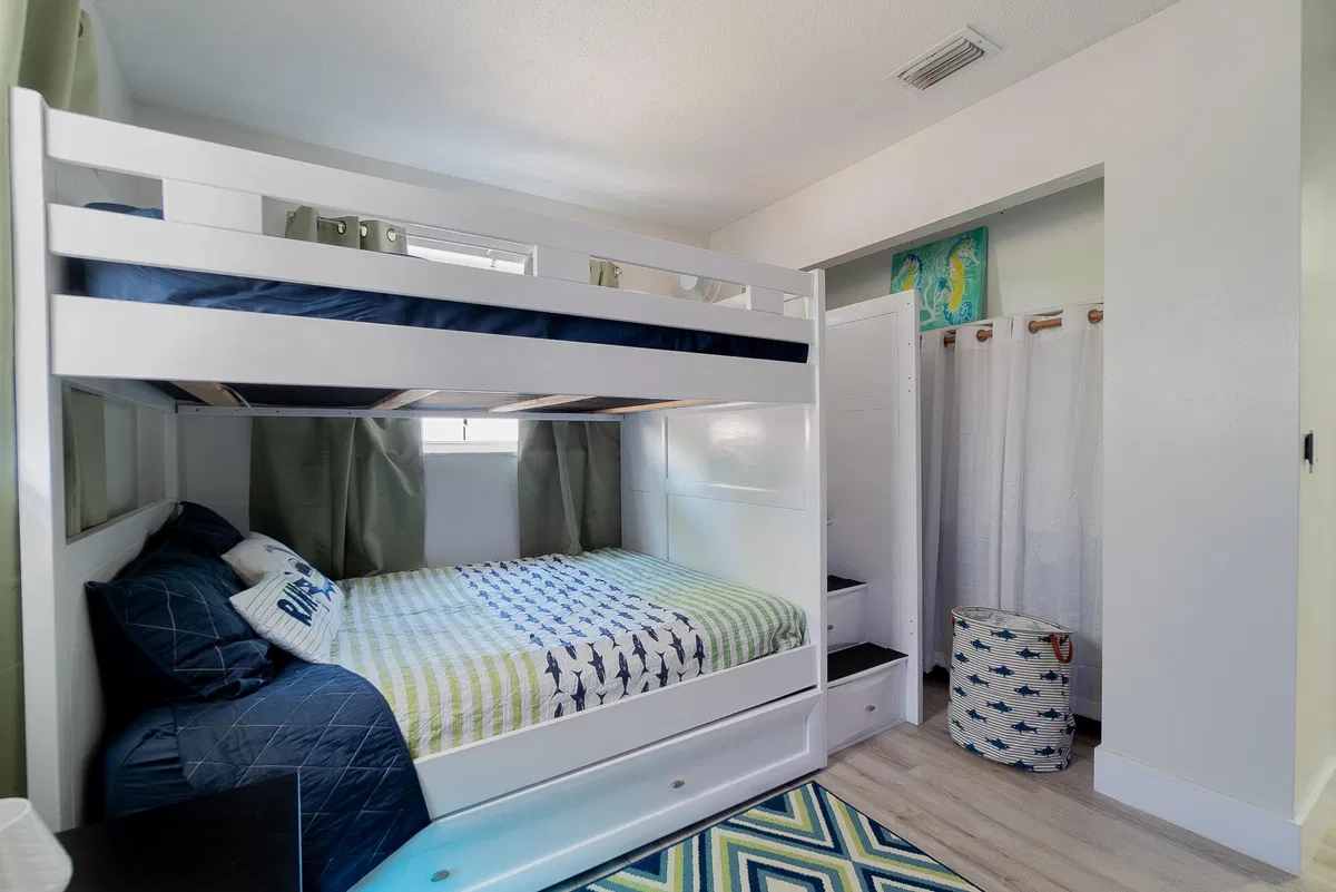 Residence photo 22