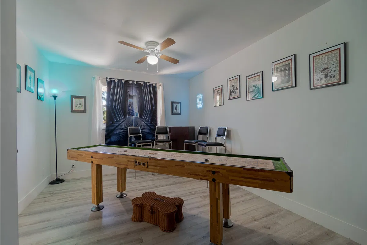 Residence photo 25