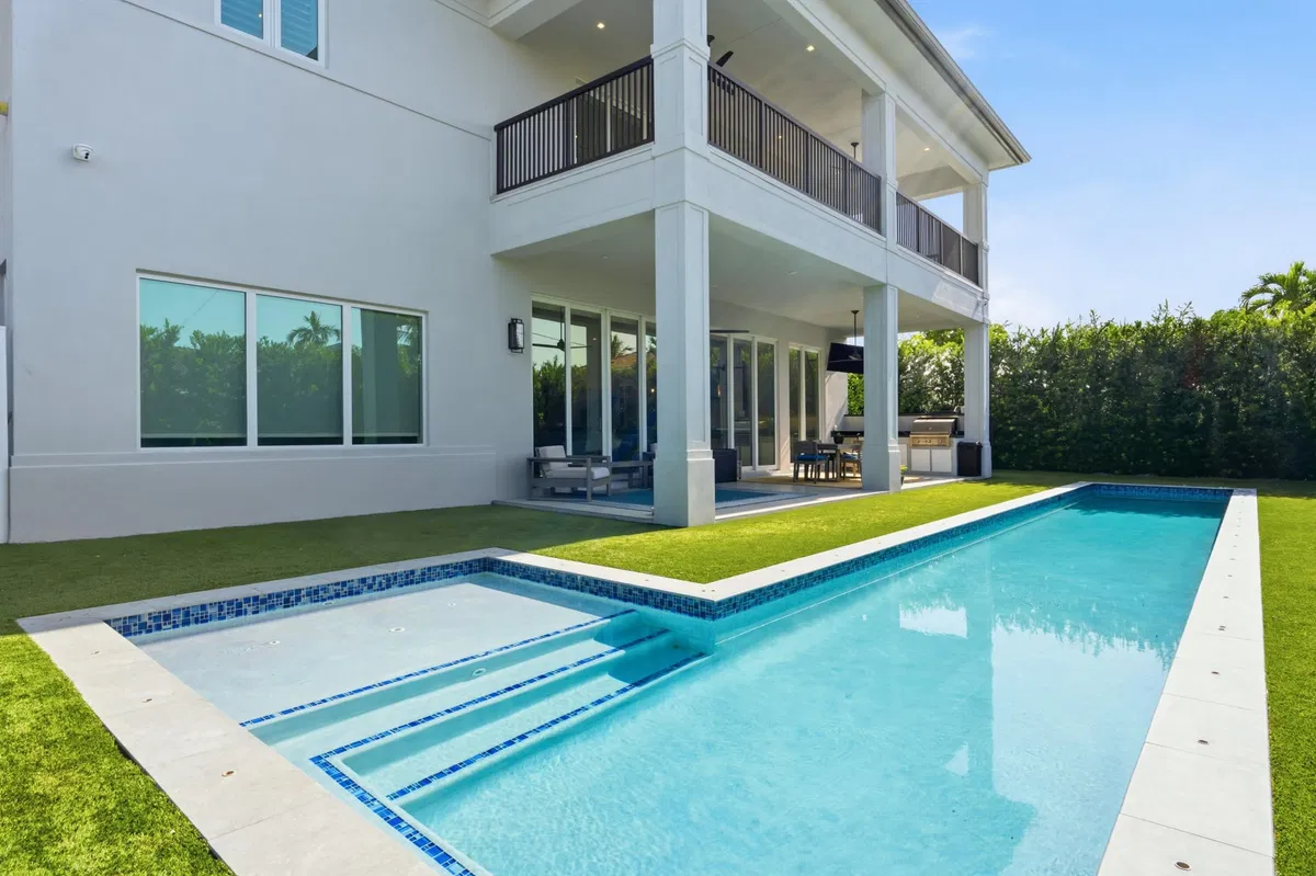 Residence photo 4