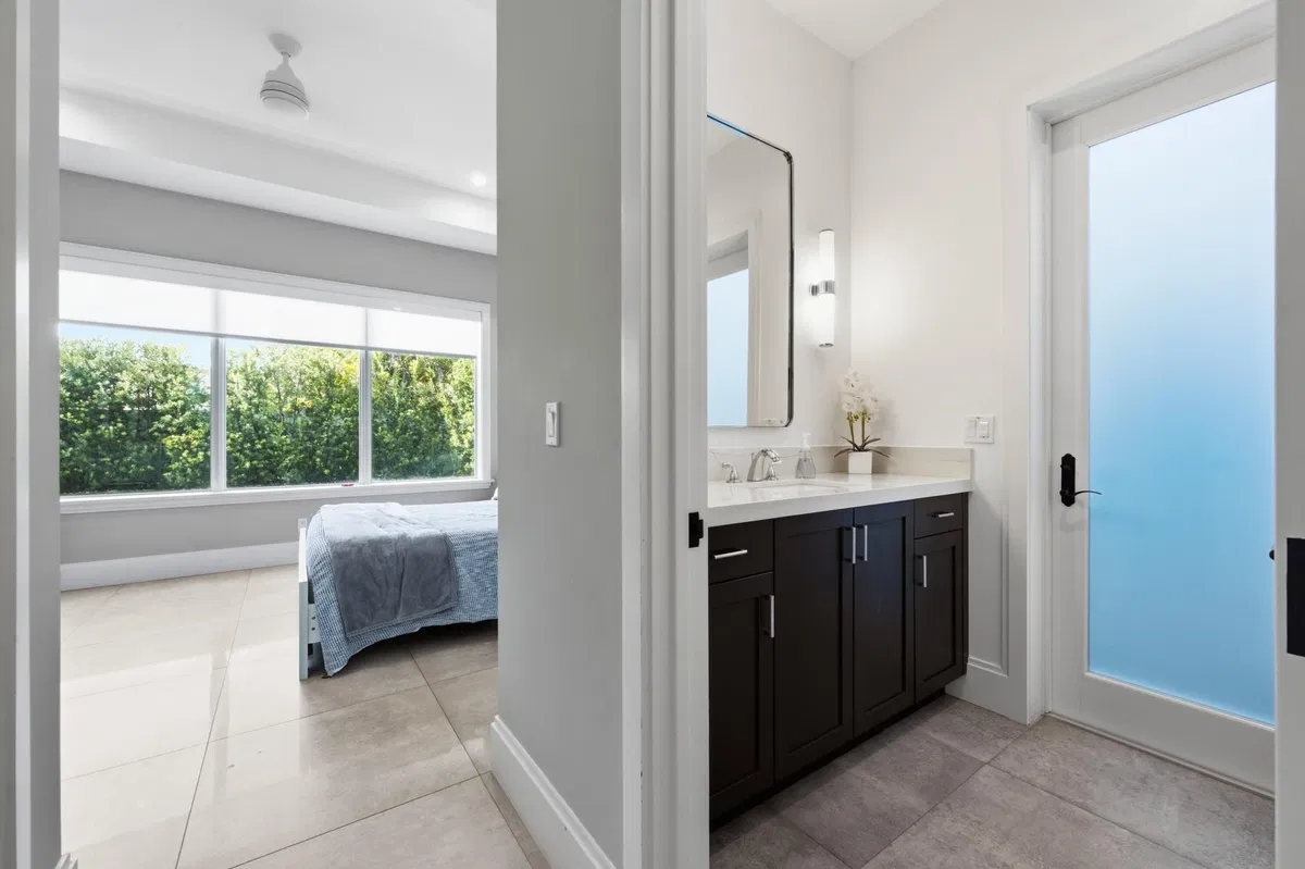Residence photo 34