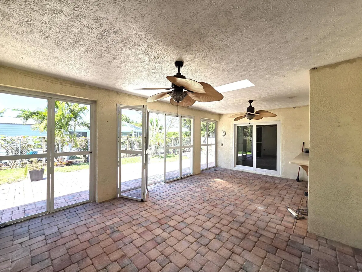 Rocky Point Residence photo 19