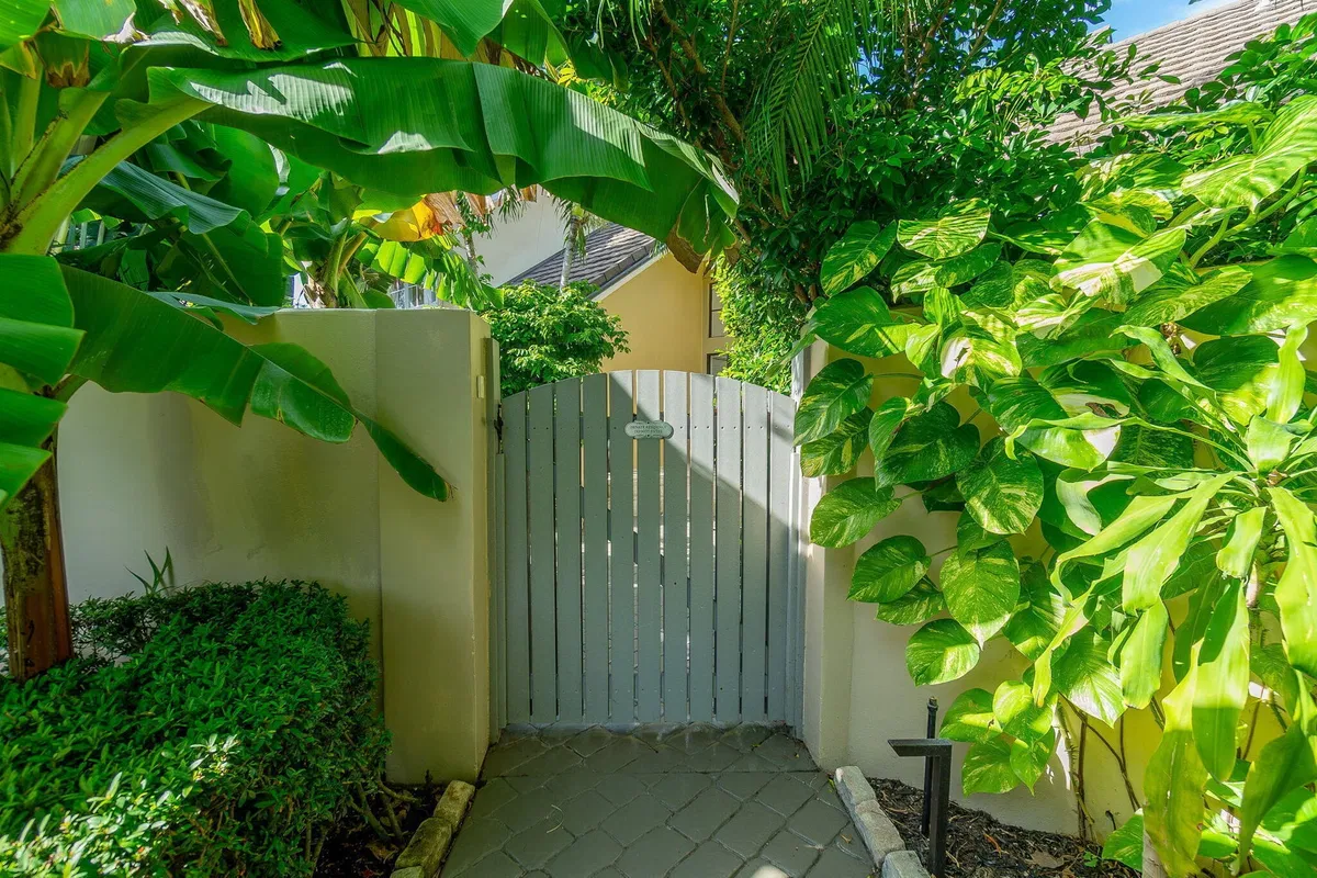  Residence photo 52