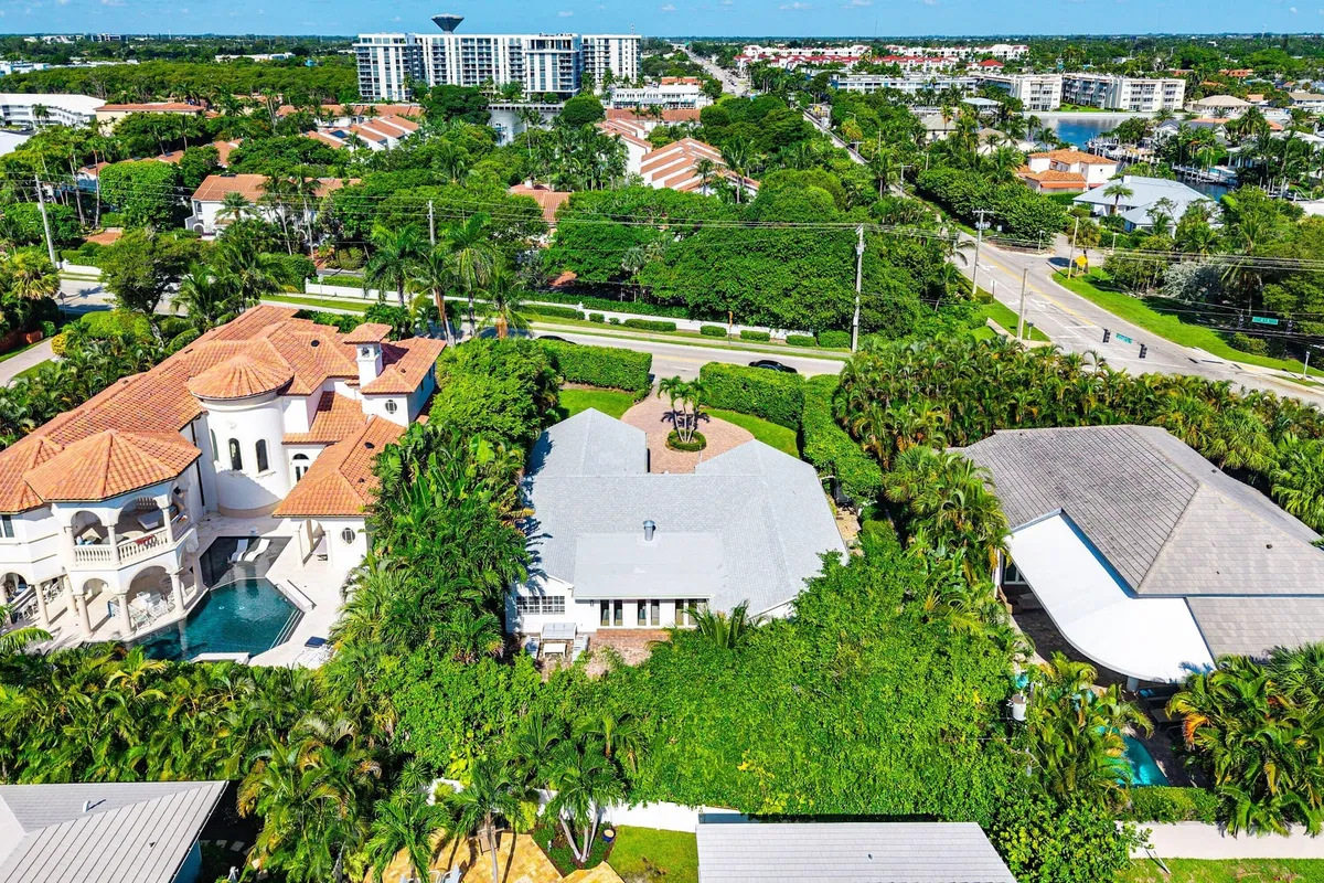 Residence photo 43