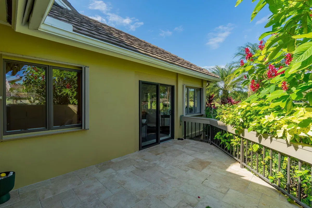 Residence photo 25