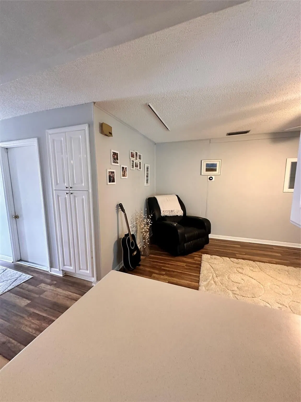 Residence photo 16