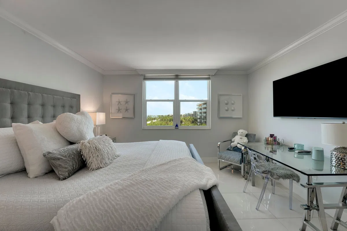 The Patrician of Palm Beach Unit 424 photo 13