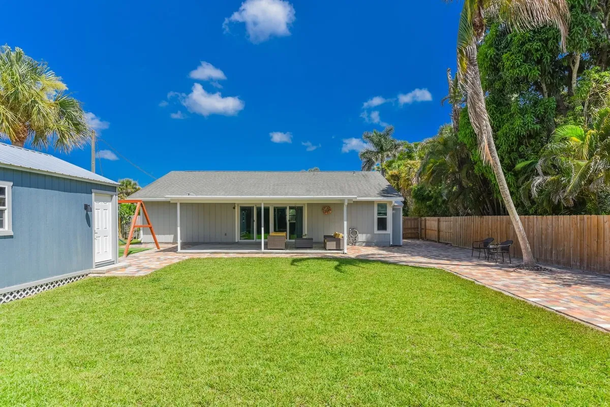 Rocky Point Residence photo 31