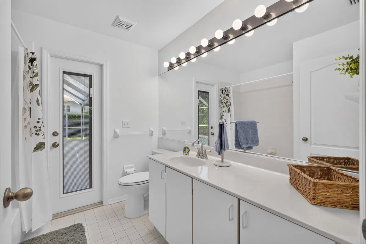 Residence photo 34