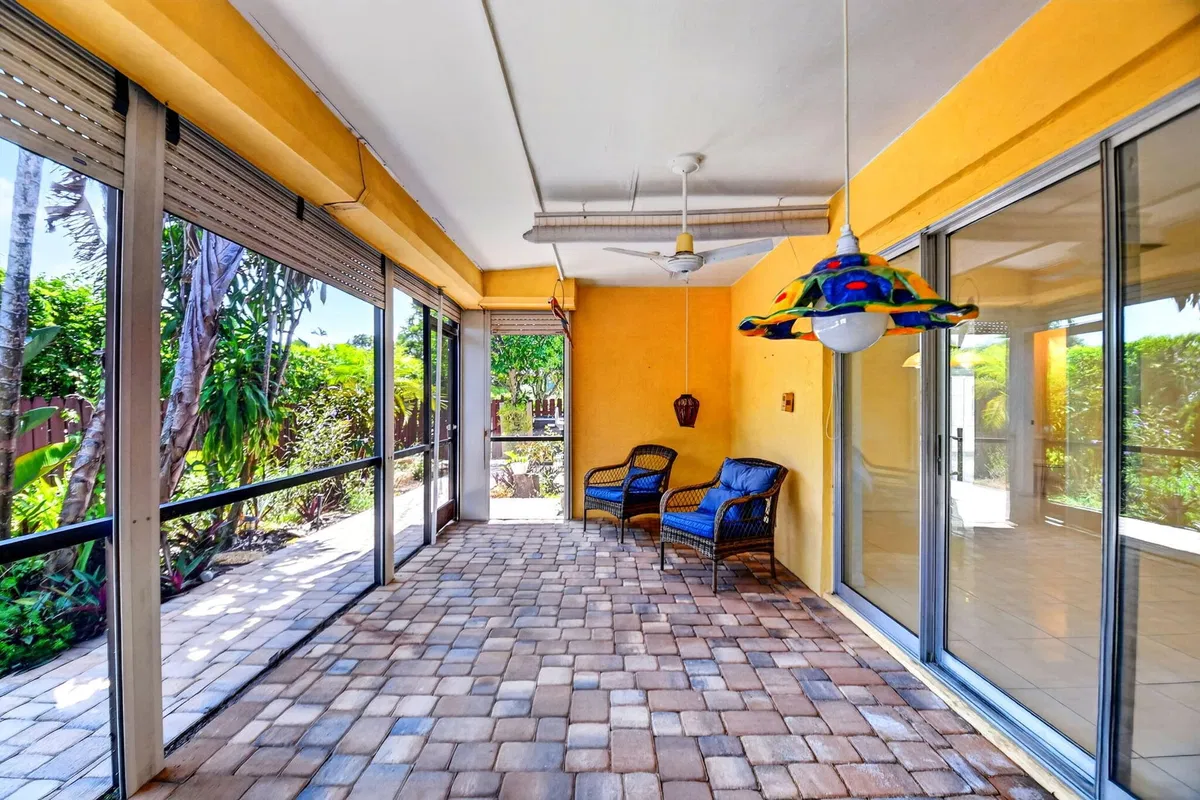  Residence photo 37