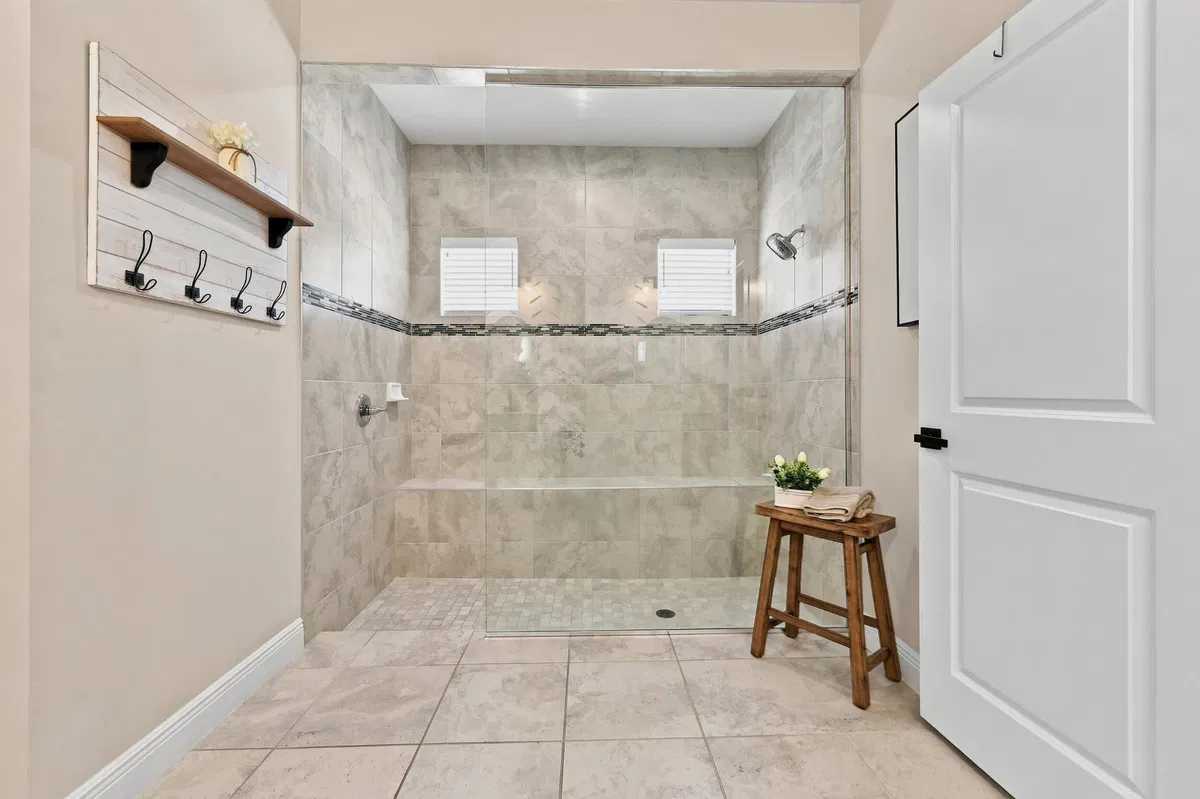 Residence photo 34