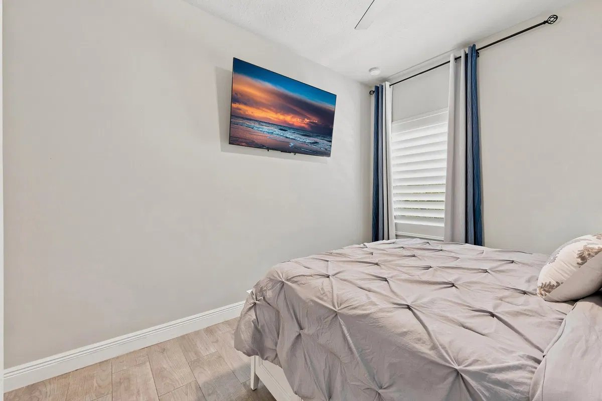 Residence photo 43